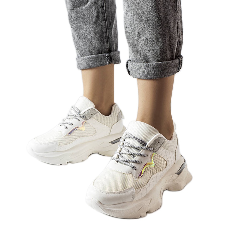 Baskets blanches ornées de paillettes de Beatrice Baskets blanches ornées de paillettes de Beatrice