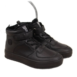 Baskets enfant isolées noires Big Star GG374040