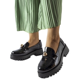 Chaussures laquées noires de Stella le noir