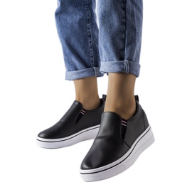 Inna Baskets compensées noires Dionisia