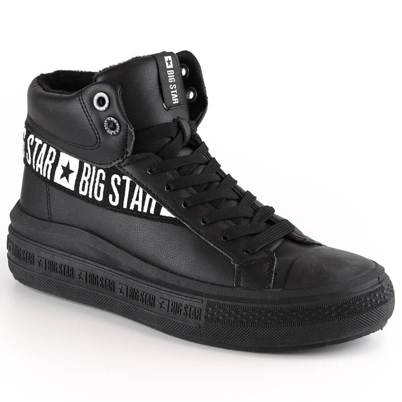 Chaussures de sport isolées noires Big Star MM274010 le noir