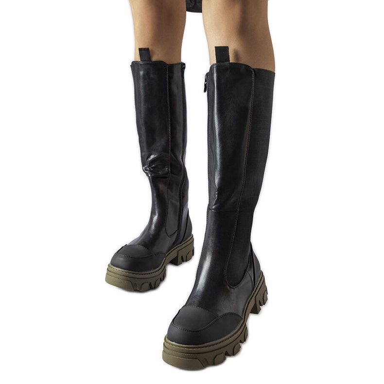 Bottes hautes noires et vertes de Pasquale le noir