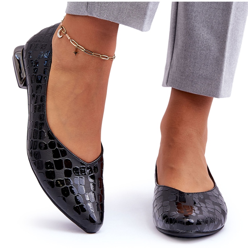 PD1 Vaani Talons Plats En Cuir Noir Vaani le noir