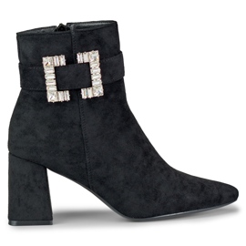 Bottines noires pour femme avec boucle décorative le noir