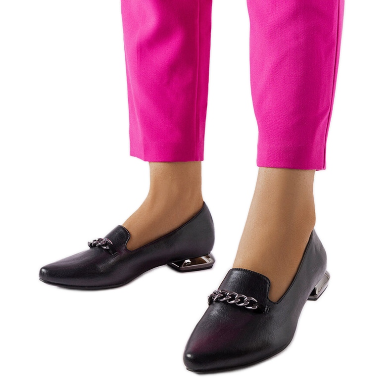 Chaussures plates noires avec semelle intérieure en cuir de Lovato Lords le noir