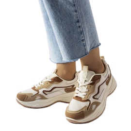 Inna Baskets de sport beiges creuses vert