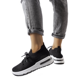 Inna Baskets noires ornées d'un fil Randolph brillant