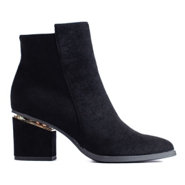 Bottes en daim noir de Shelovet le noir