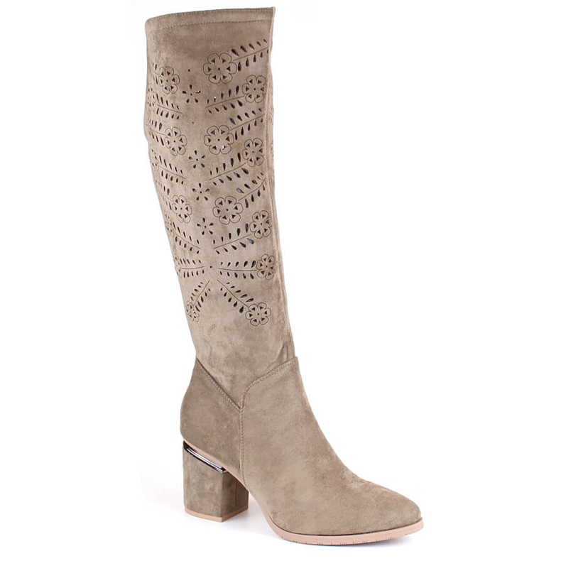Bottines ajourées femme en daim beige Vinceza 16443