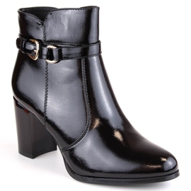 Bottes noires en cuir verni pour femmes, isolées, par Sergio Leone BT324