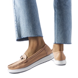 Mocassins roses avec empiècement en cuir de Vinceza Mocassins roses avec empiècement en cuir de Vinceza