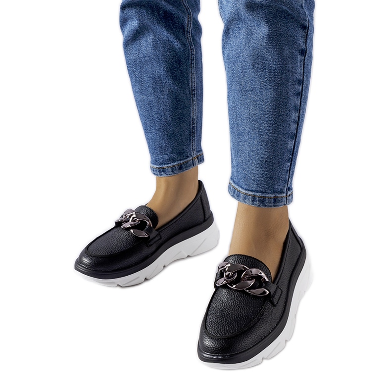 Mocassins noirs avec chaîne Vinceza le noir
