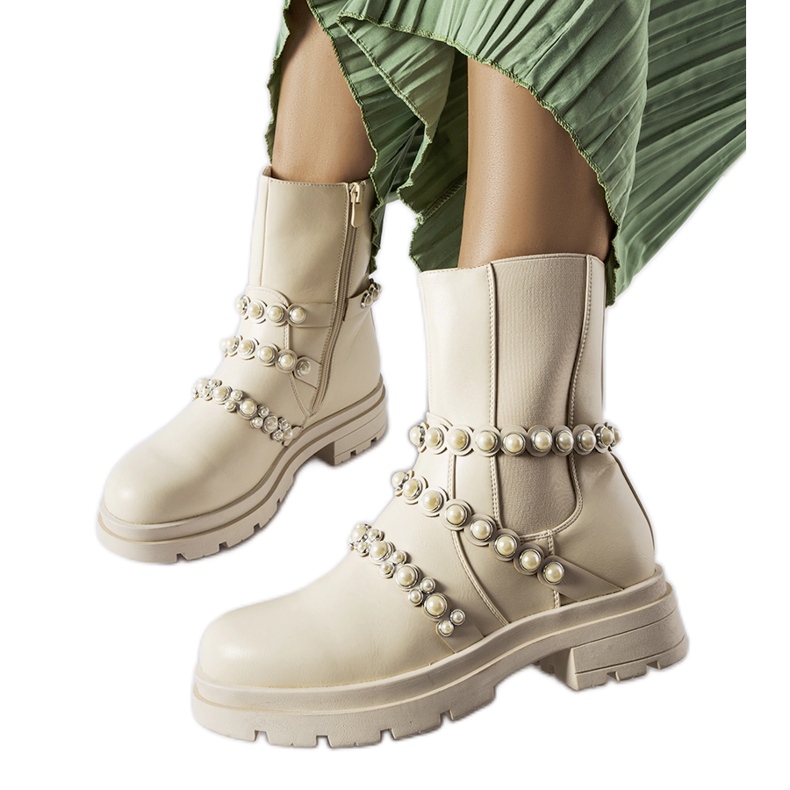 Bottines beiges ornées de perles Callicratide