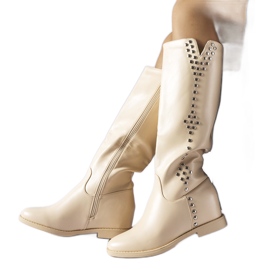 Bottines compensées beiges ornées de boutons pression Vito