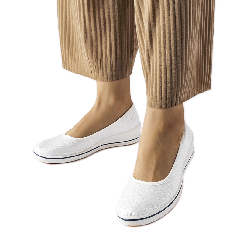 Ballerines écru brillant avec semelle compensée Morrison beige