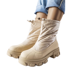 Boots de neige beiges avec revers Cendrillon