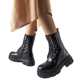 Bottes de travail noires ornées d'un matelassage Fiacre