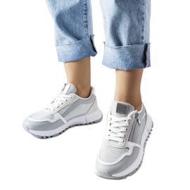 Baskets femme grises et argentées de Camuzzoni Baskets femme grises et argentées de Camuzzoni