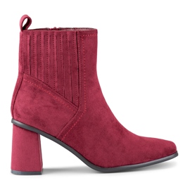 Bottes marron pour femme sur le poteau rouge Bottes marron pour femme sur le poteau rouge
