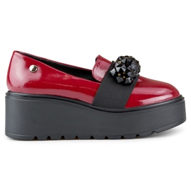Chaussures vernies rouges pour dames sur plateforme Chaussures vernies rouges pour dames sur plateforme