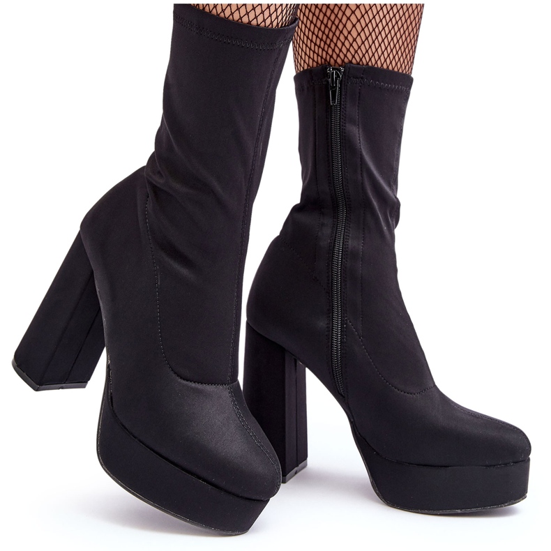 PH2 Bottines Peculia noires à talons hauts et fermeture éclair le noir