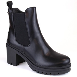 Bottines Chelsea femme à talon haut et plateforme, isolées noires, T.Sokolski