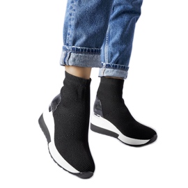 Baskets en tissu noir à semelles compensées Casgio le noir Baskets en tissu noir à semelles compensées Casgio le noir