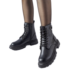 Boots isolées noires avec zircons Broberg