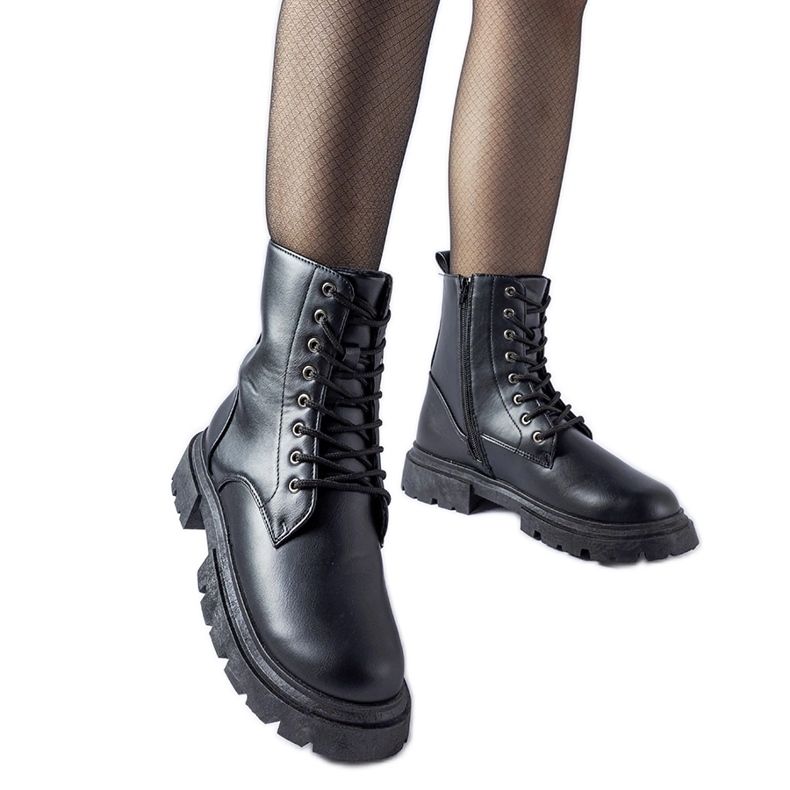 Bottes isolées noires pour femmes par Hansine le noir