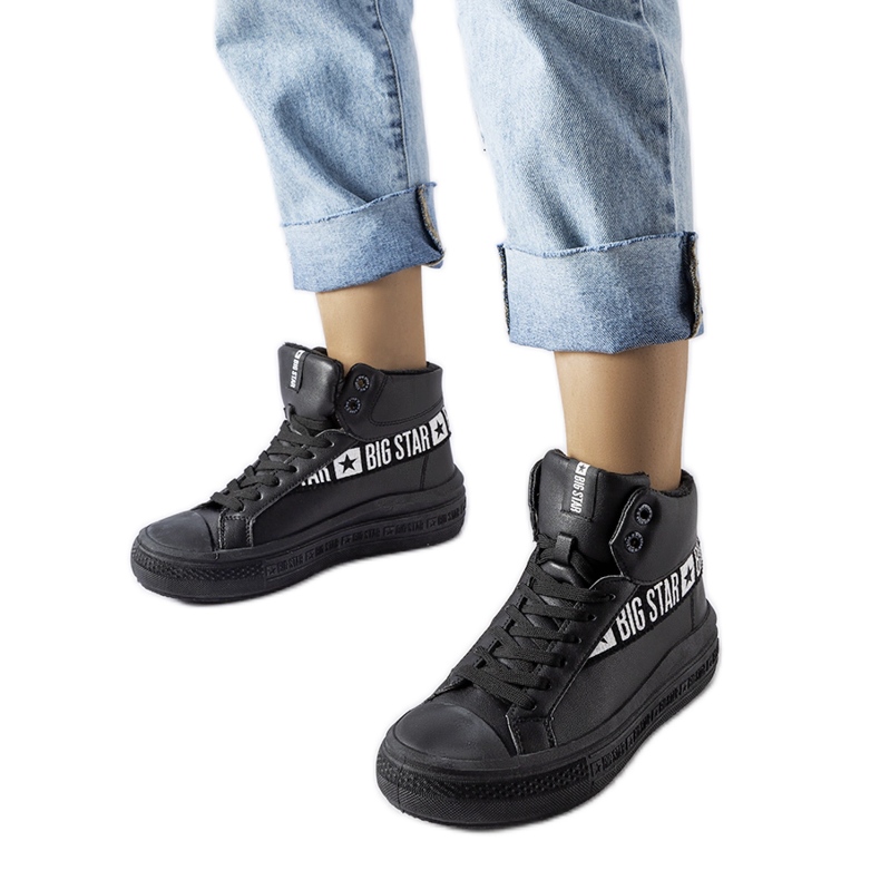 Baskets isolées noires Big Star MM274010 le noir Baskets isolées noires Big Star MM274010 le noir