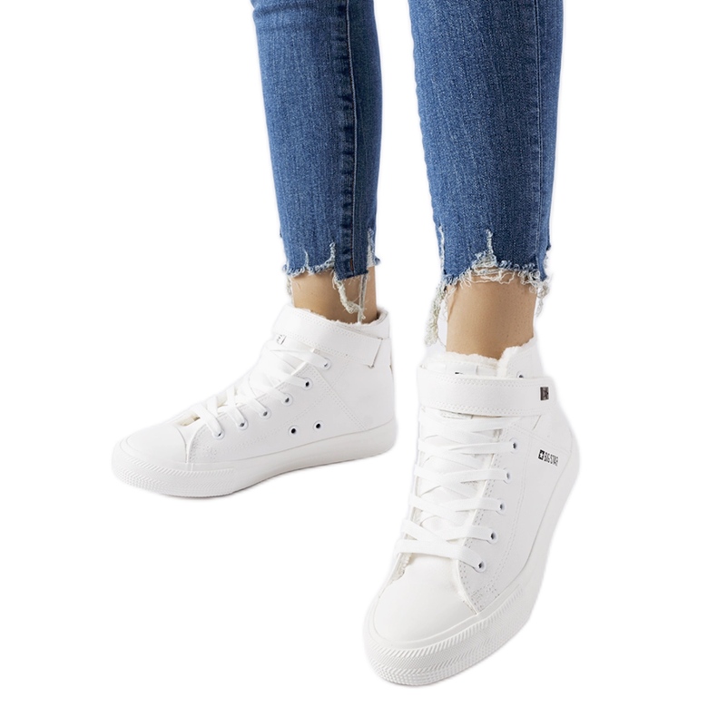 Baskets isolées blanches Big Star V274541F