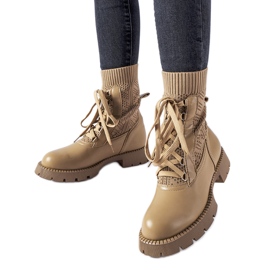 Boots chaussettes ajourées beiges par Portico