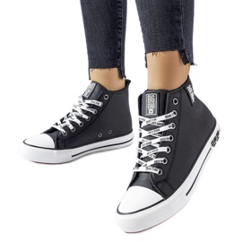 Baskets isolées noires Big Star KK274598
