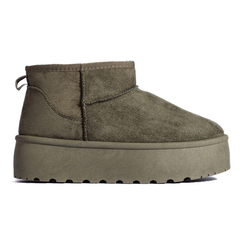 Bottes de neige vertes sur la plateforme Shelovet