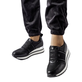 Baskets noires avec décoration Andre argentée