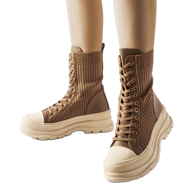 Chaussettes marron à semelle épaisse de Vitto brun Chaussettes marron à semelle épaisse de Vitto brun