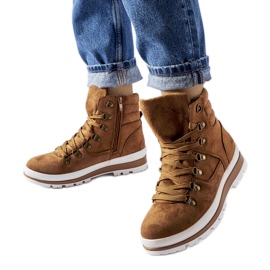 Chaussures de trekking isolées caramel Mazara brun