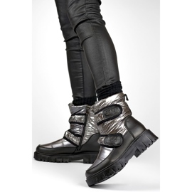 Bottes de neige chaudes pour femmes avec velcro Laila noir