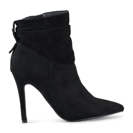 Bottines à talons hauts en daim noir avec tige plus haute