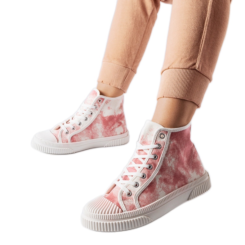 Inna Baskets Turistico roses avec abrasions