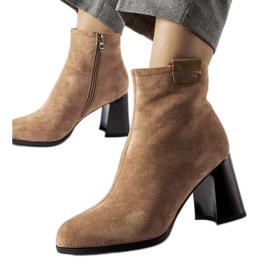 Bottines élégantes beiges de Serbadone