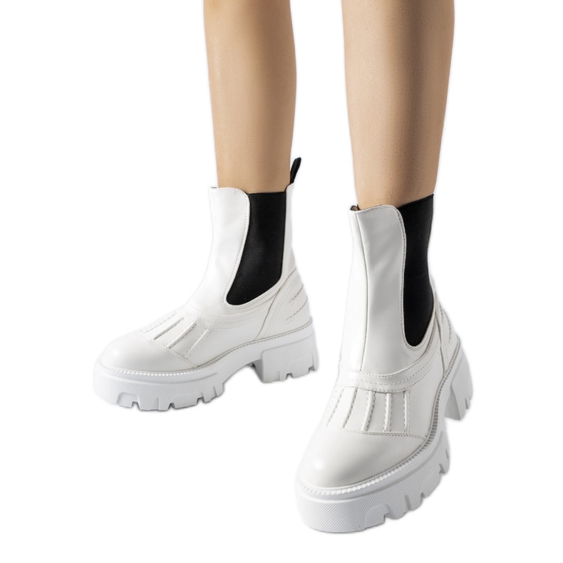 Travailleurs blancs isolés massifs de Carruba blanche