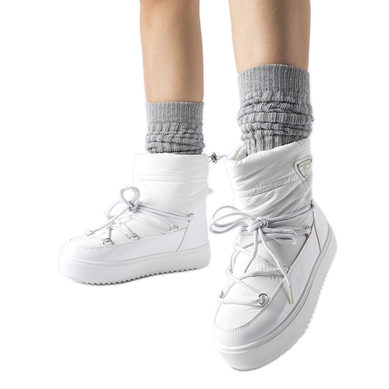 Bottes de neige isolées blanches avec élastique Oslavia