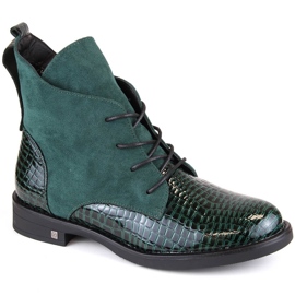 Bottines femme talon plat, isolées, vertes Potocki SZ12080 Bottines femme talon plat, isolées, vertes Potocki SZ12080
