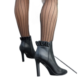 Bottines noires à volant sur aiguille Roger