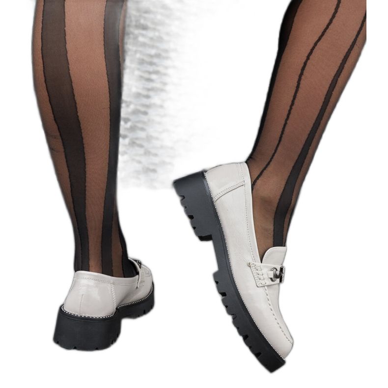 Mocassins vernis gris avec strass