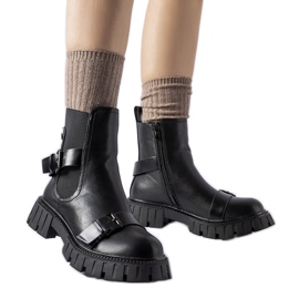 Bottines noires à semelle massive Fontarine