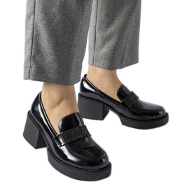 Escarpins vernis noirs à talon Harrisburg le noir