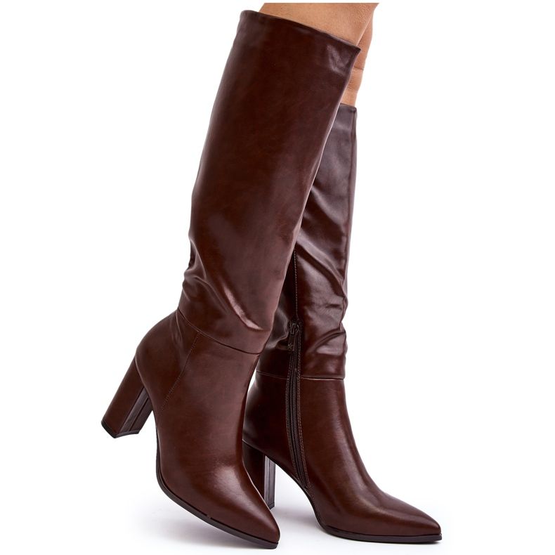 Bottes hautes pour femmes sur un talon haut marron Fiminna brun