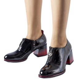 Bottines vernies noires d'Allyriane